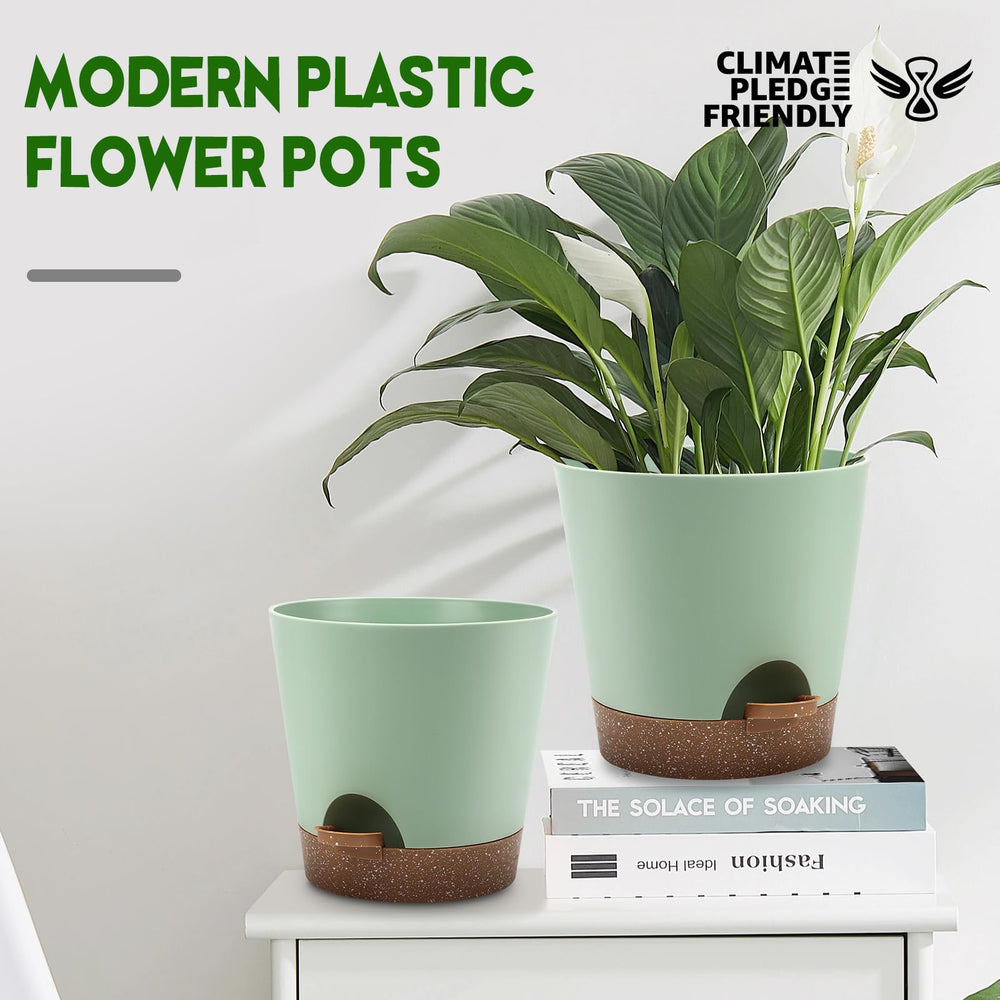Multiple sizes of YNNICO indoor planters arranged together