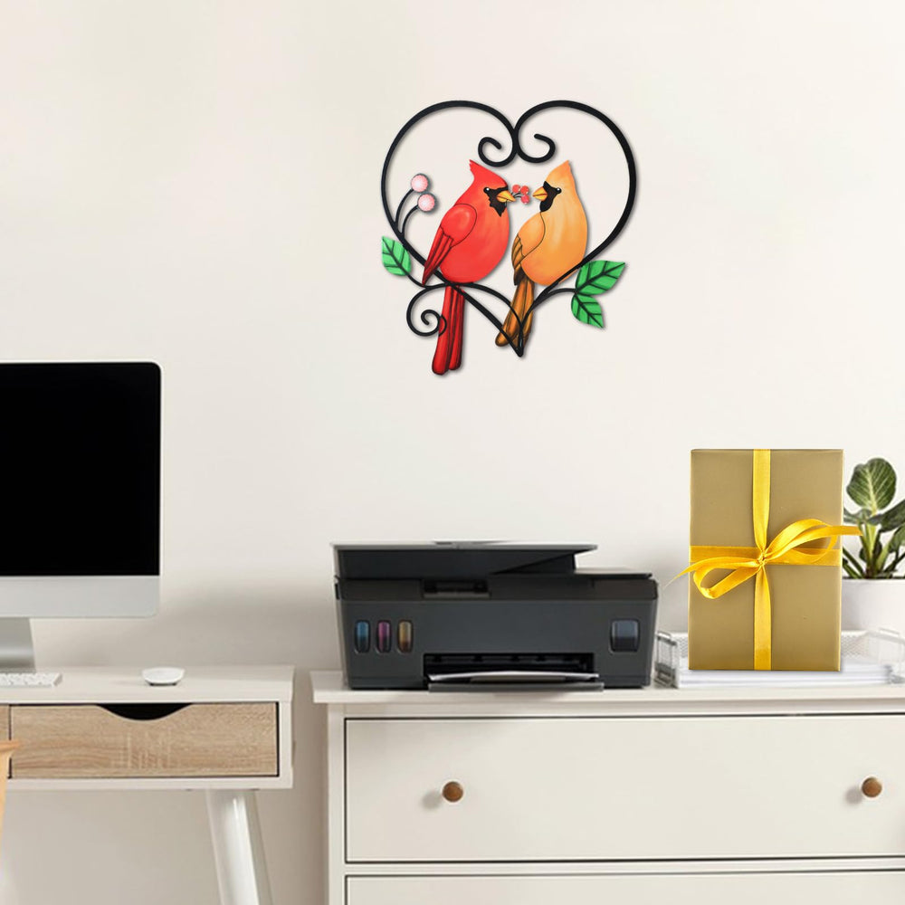 MUMTOP cardinal decor in garden showcasing love theme