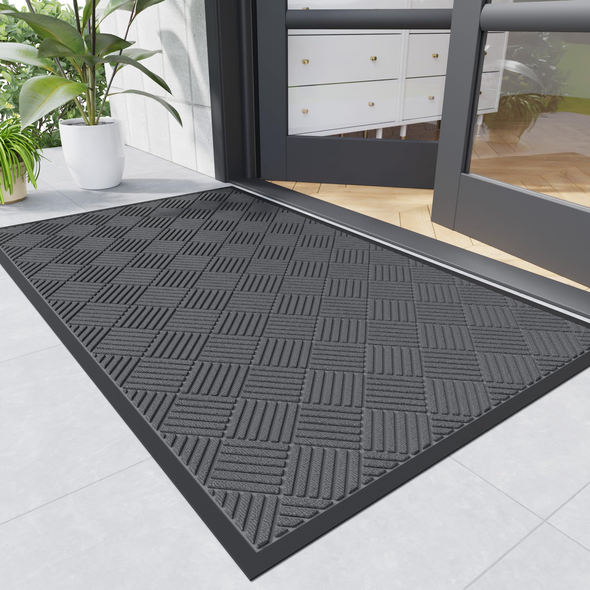 Naturei 6' x 3' heavy duty door mat gray-diamond front view