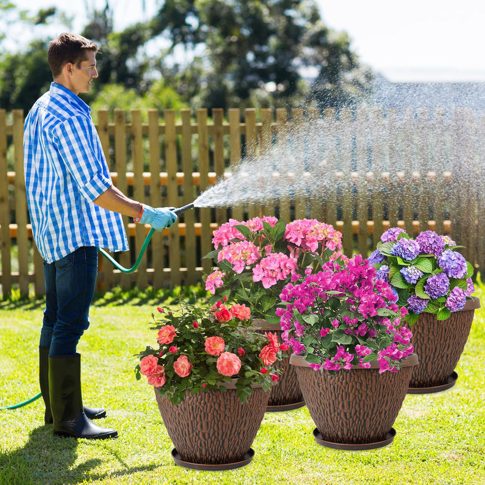 Nooulap 16 Inch Outdoor Plant Pot with plants inside
