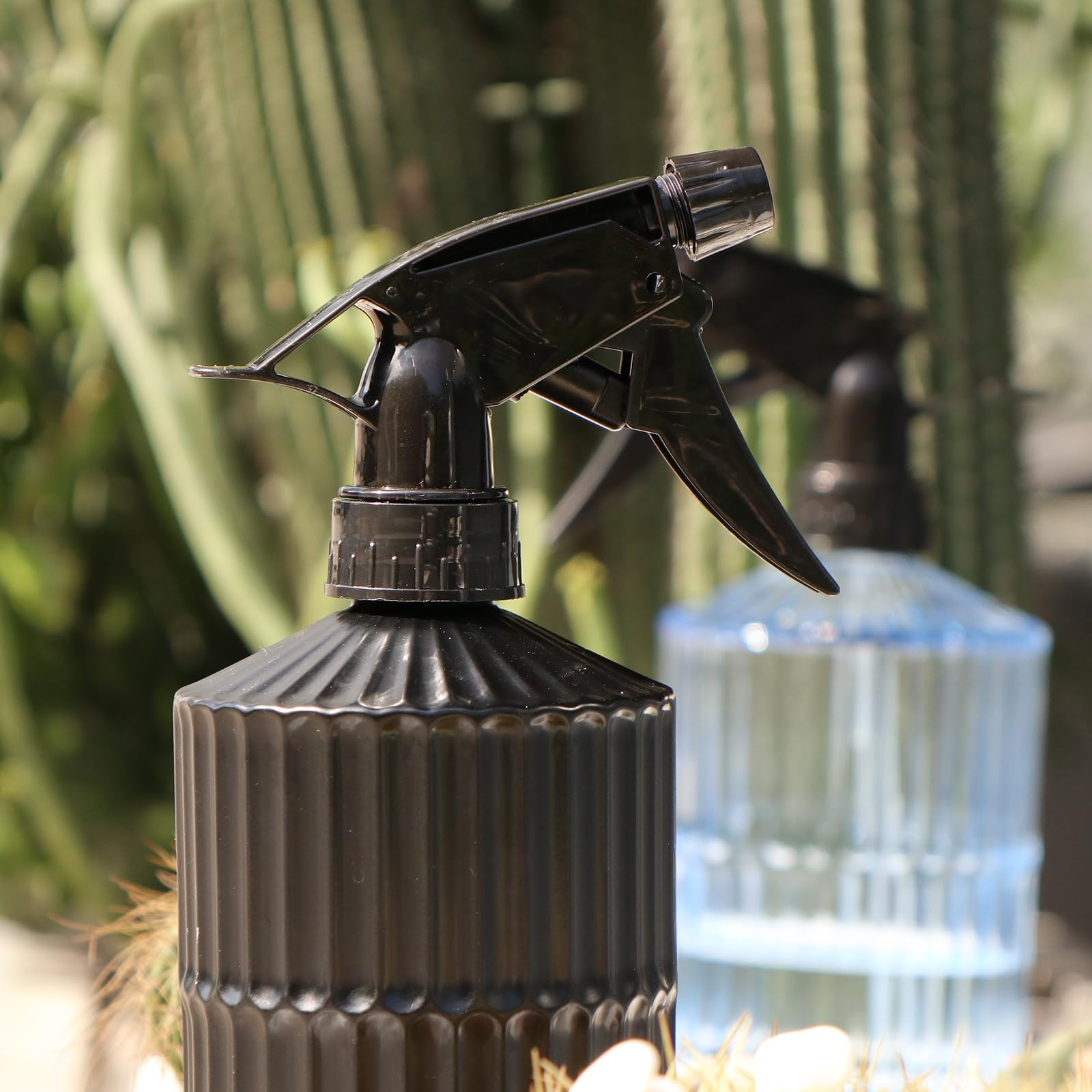OFFIDIX Glass Spray Bottle showing thickened glass material
