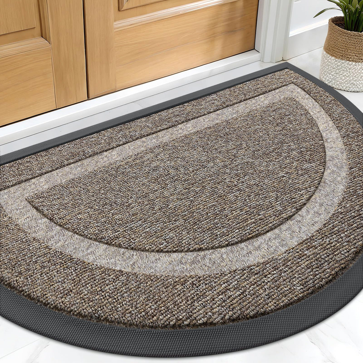 OLANLY Half Circle Door Mat front view in Khaki and White