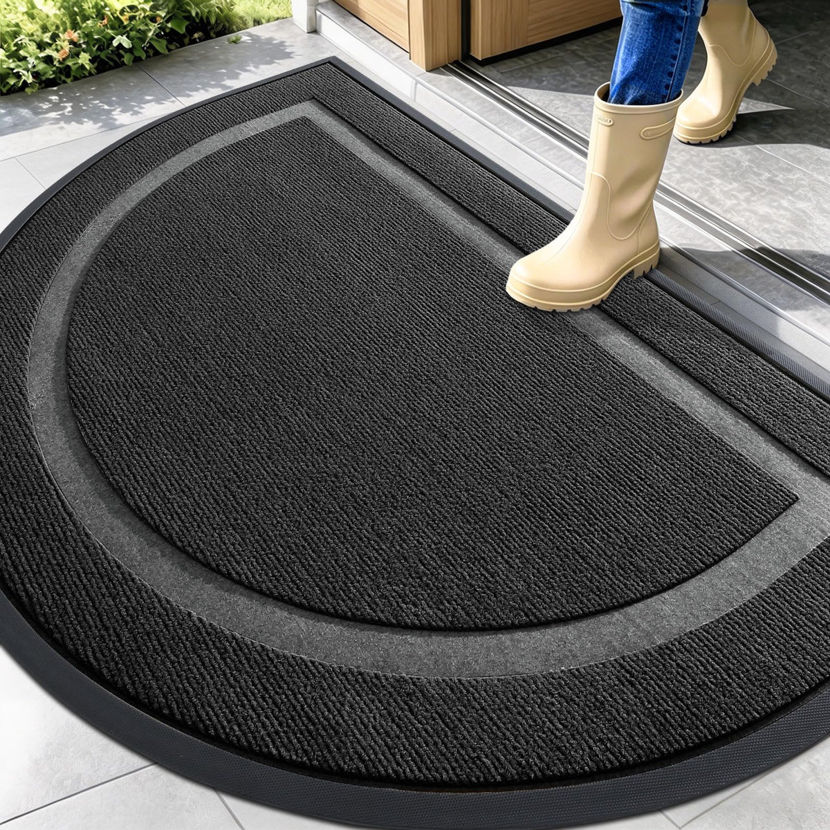 OLANLY Half Circle Doormat front view in black