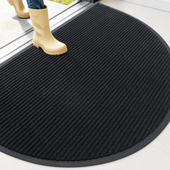 OLANLY Half Circle Front Door Mat black model front view