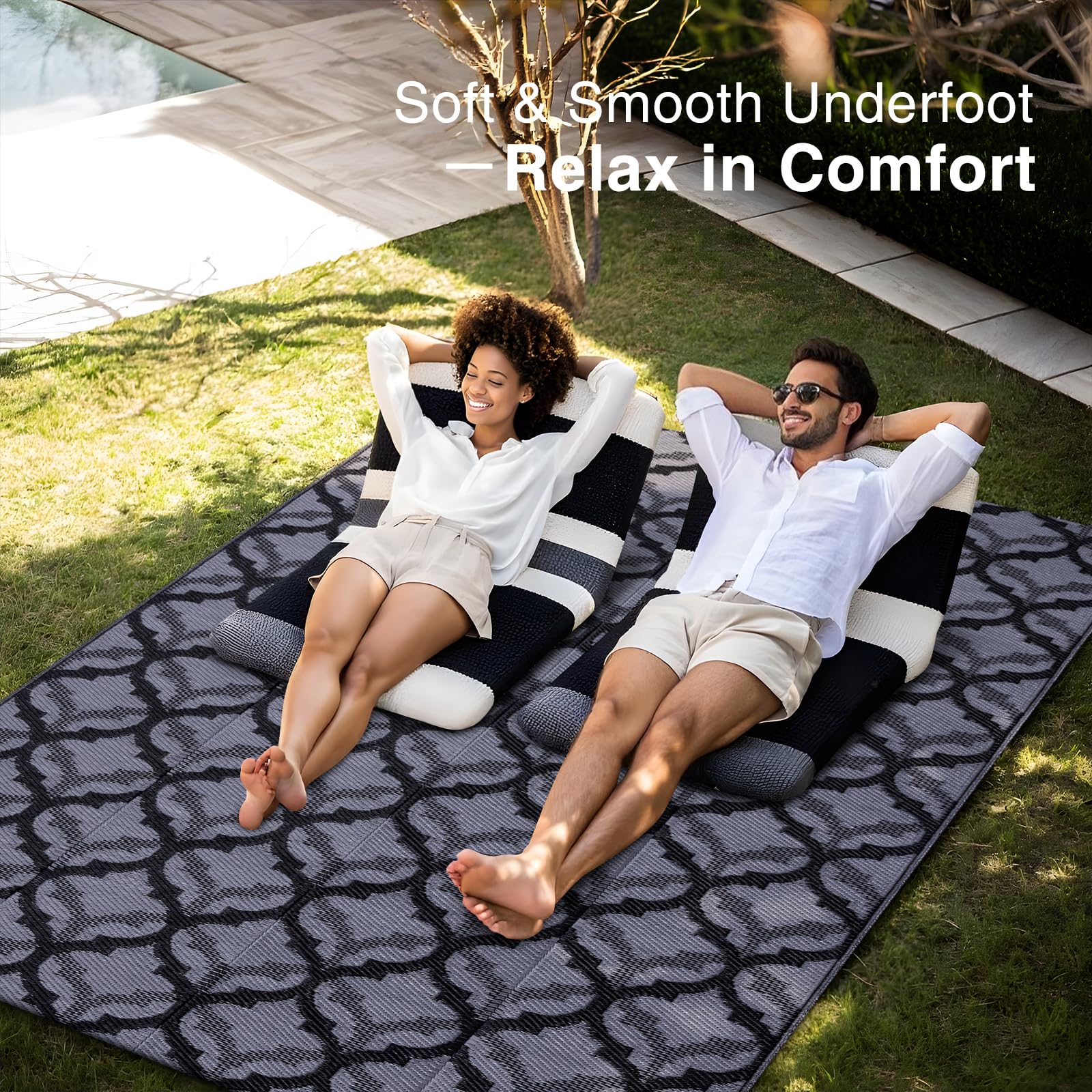 OLANLY Outdoor Rug 5x8 ft close-up of braided texture