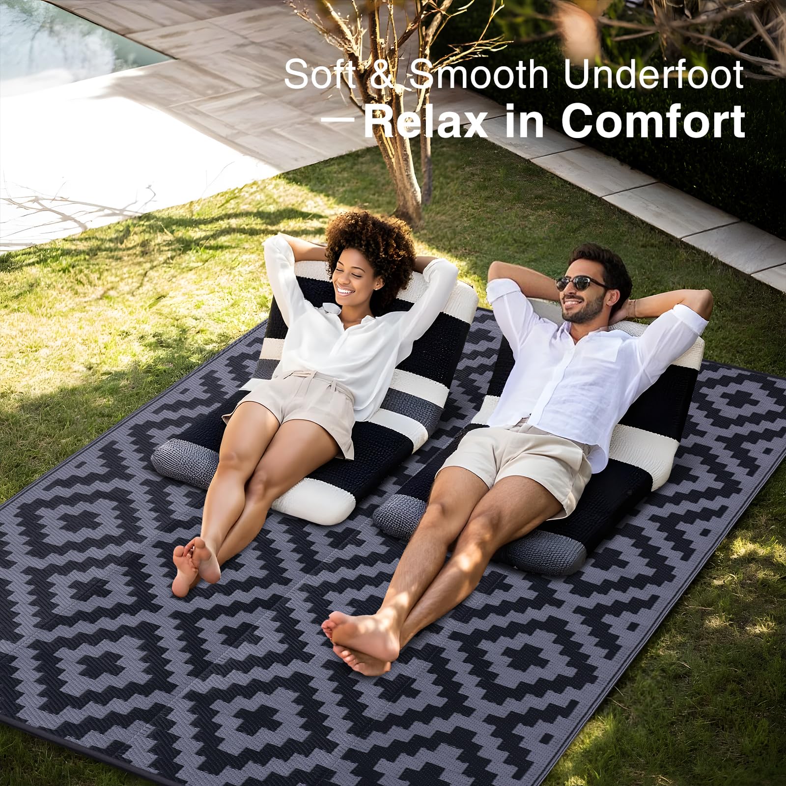 OLANLY Outdoor Rug 6x9 ft easy-care surface being rinsed