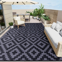 OLANLY Outdoor Rug 8x10 ft front view in black and grey