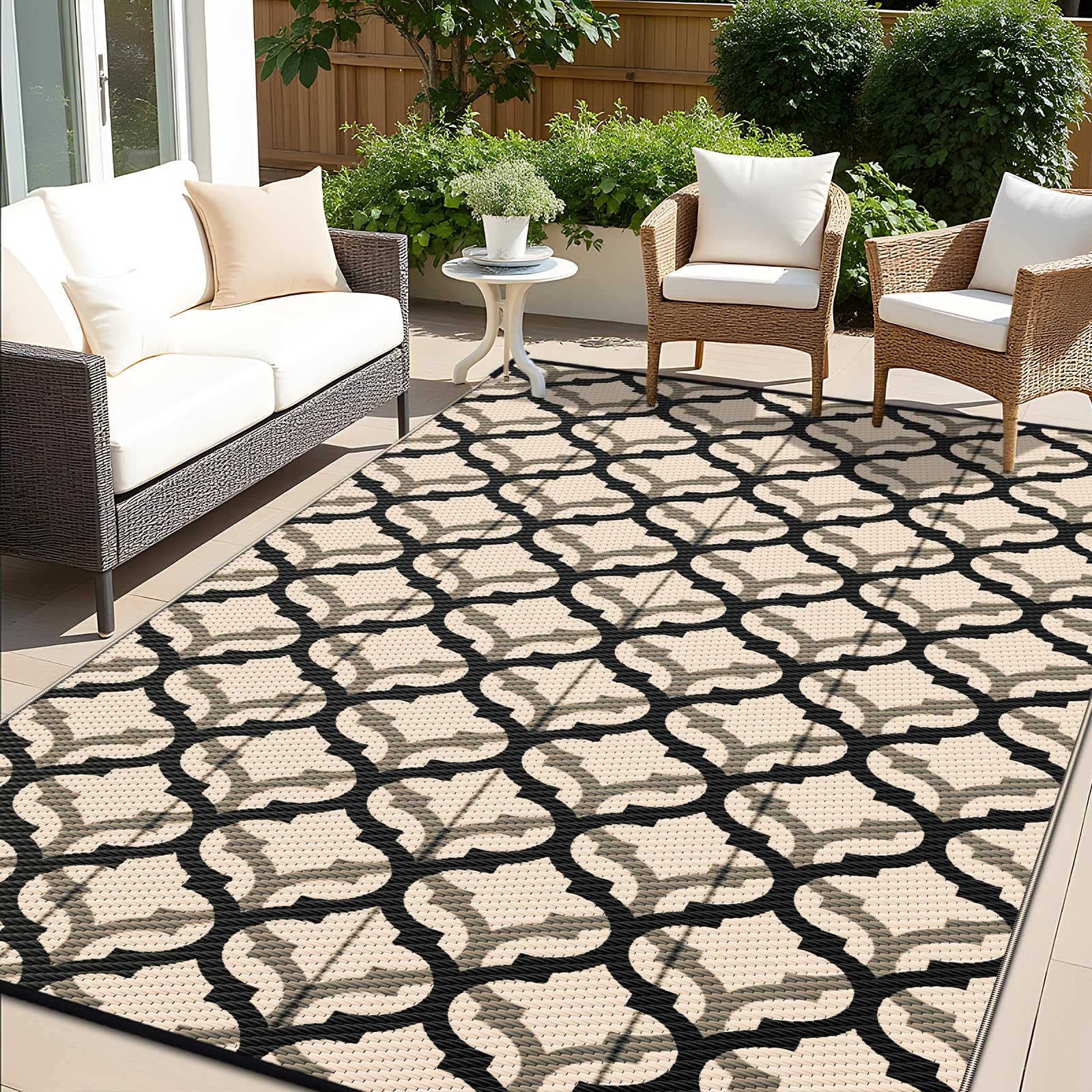 OLANLY Outdoor Rug 9x12 ft black and beige reversible front view