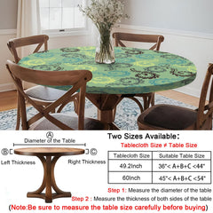 opstellen round tablecloth on a picnic table