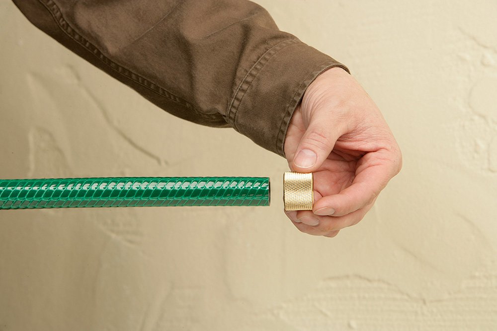 Orbit 5/8 Inch Brass Hose Repair Mender side view