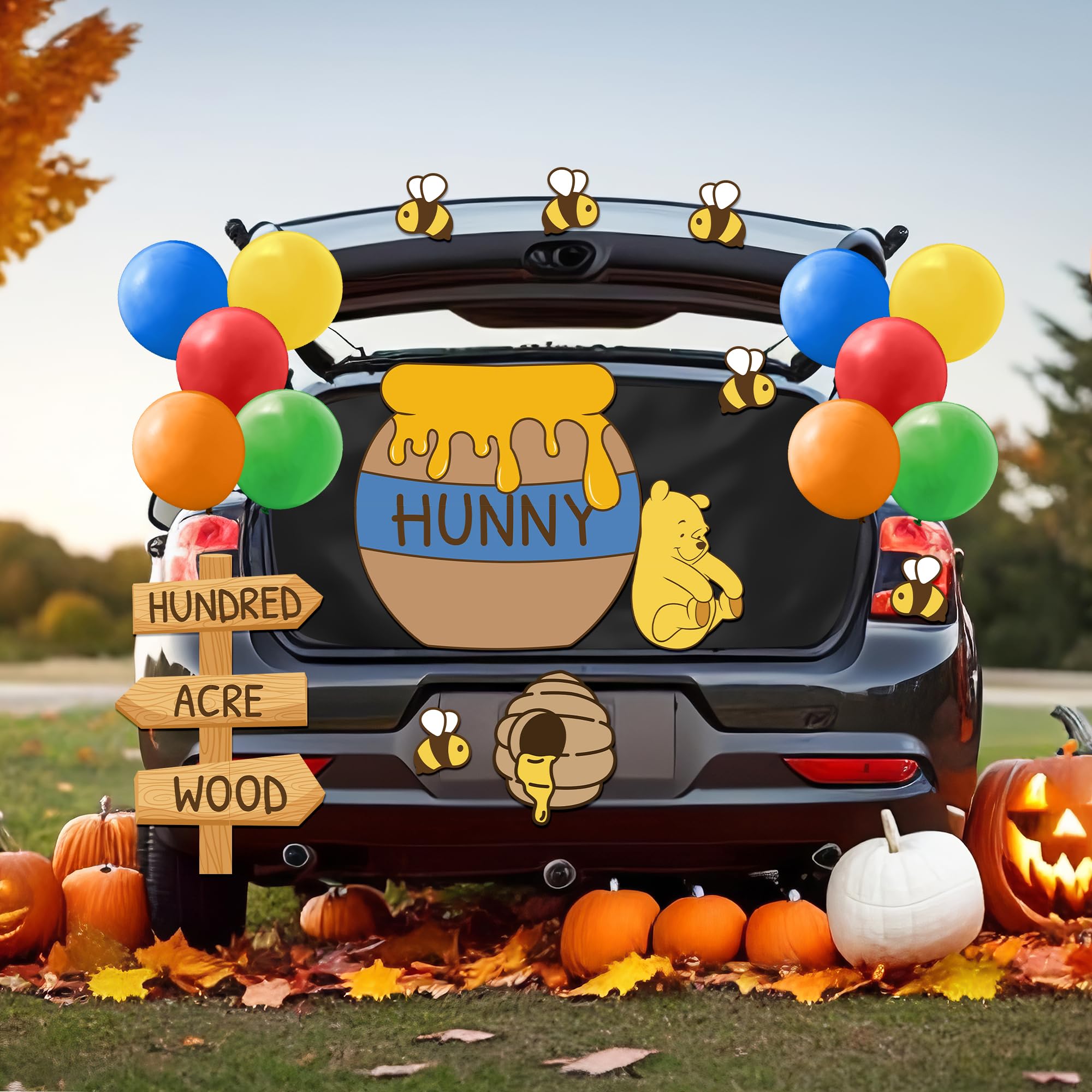 Outdoor display of Wood Homing Halloween decorations