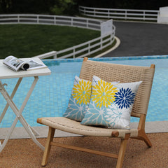 Pack of 2 DFXSZ Outdoor Waterproof Pillow Covers Display