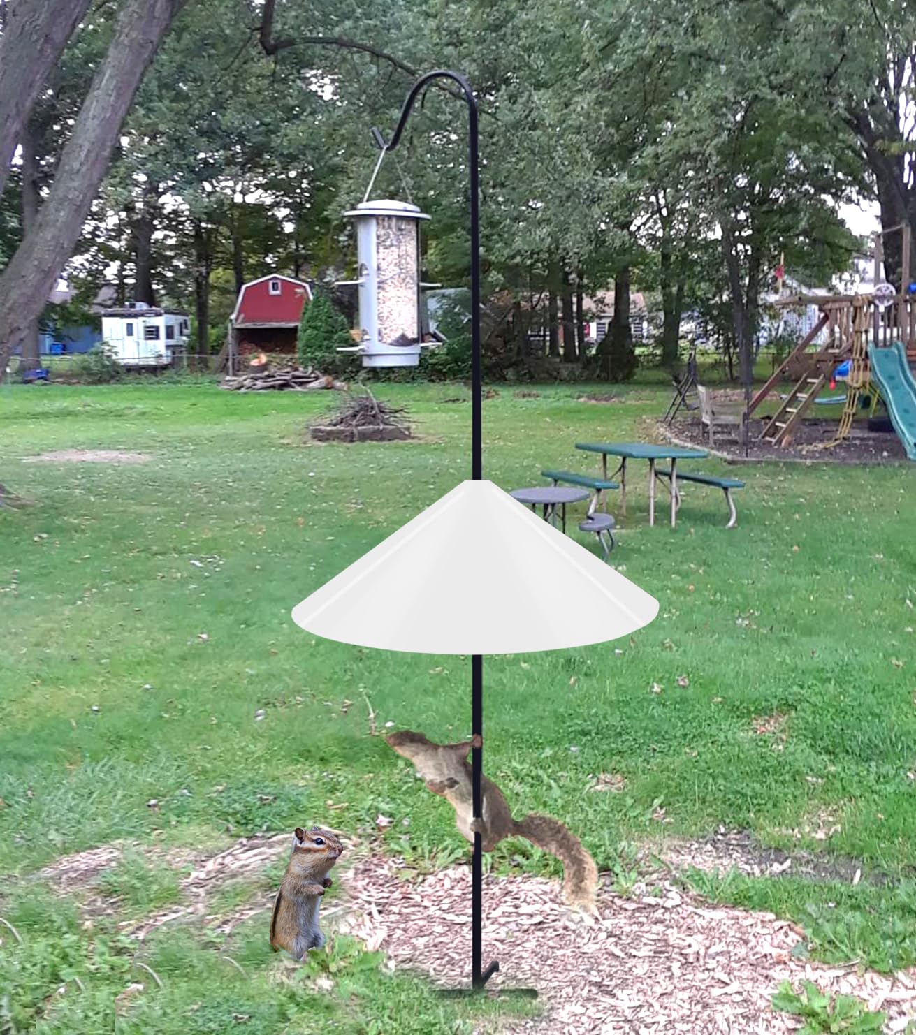 Packaging of Ansionsol Squirrel Baffle with mounting instructions
