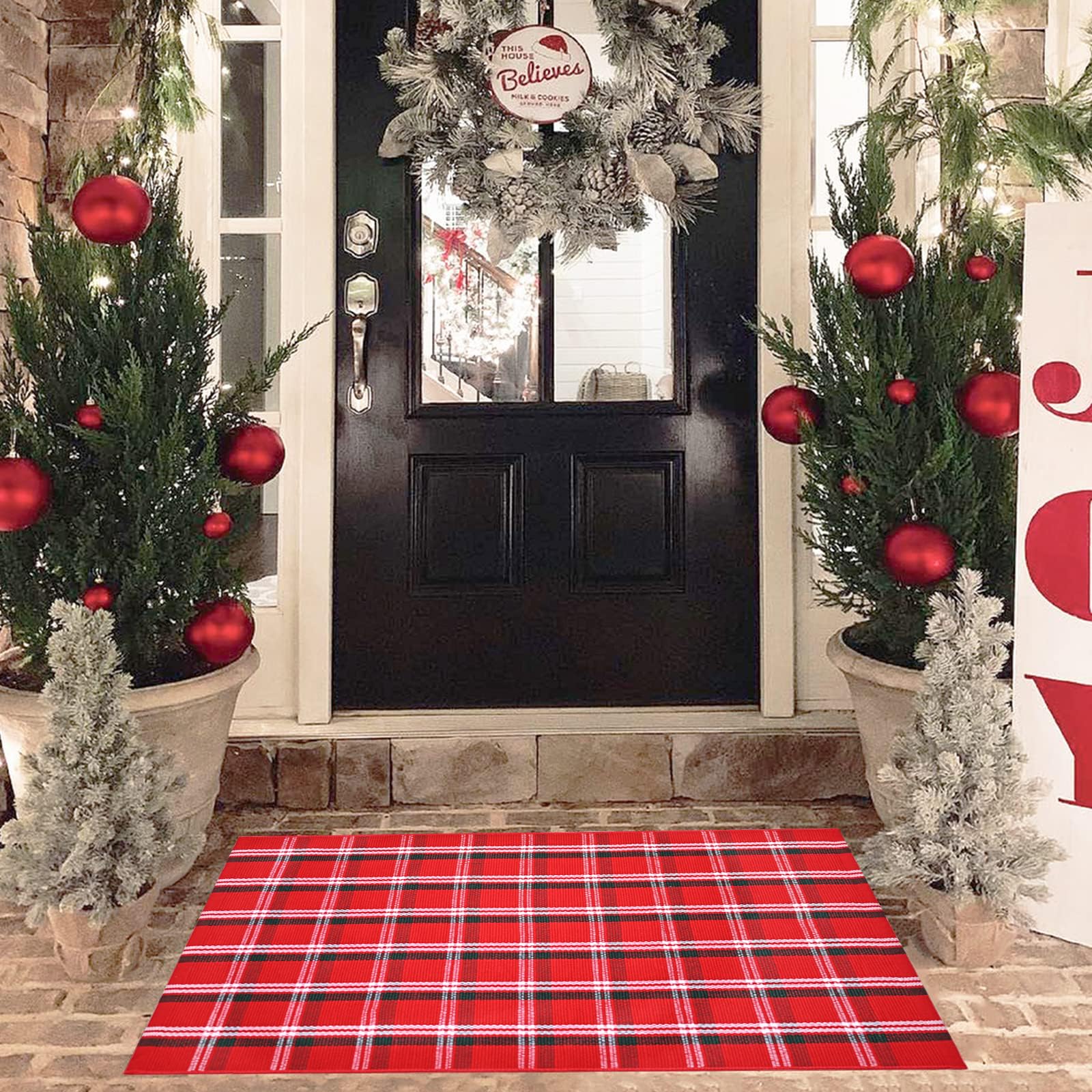 Packaging of Homydecor Christmas rug