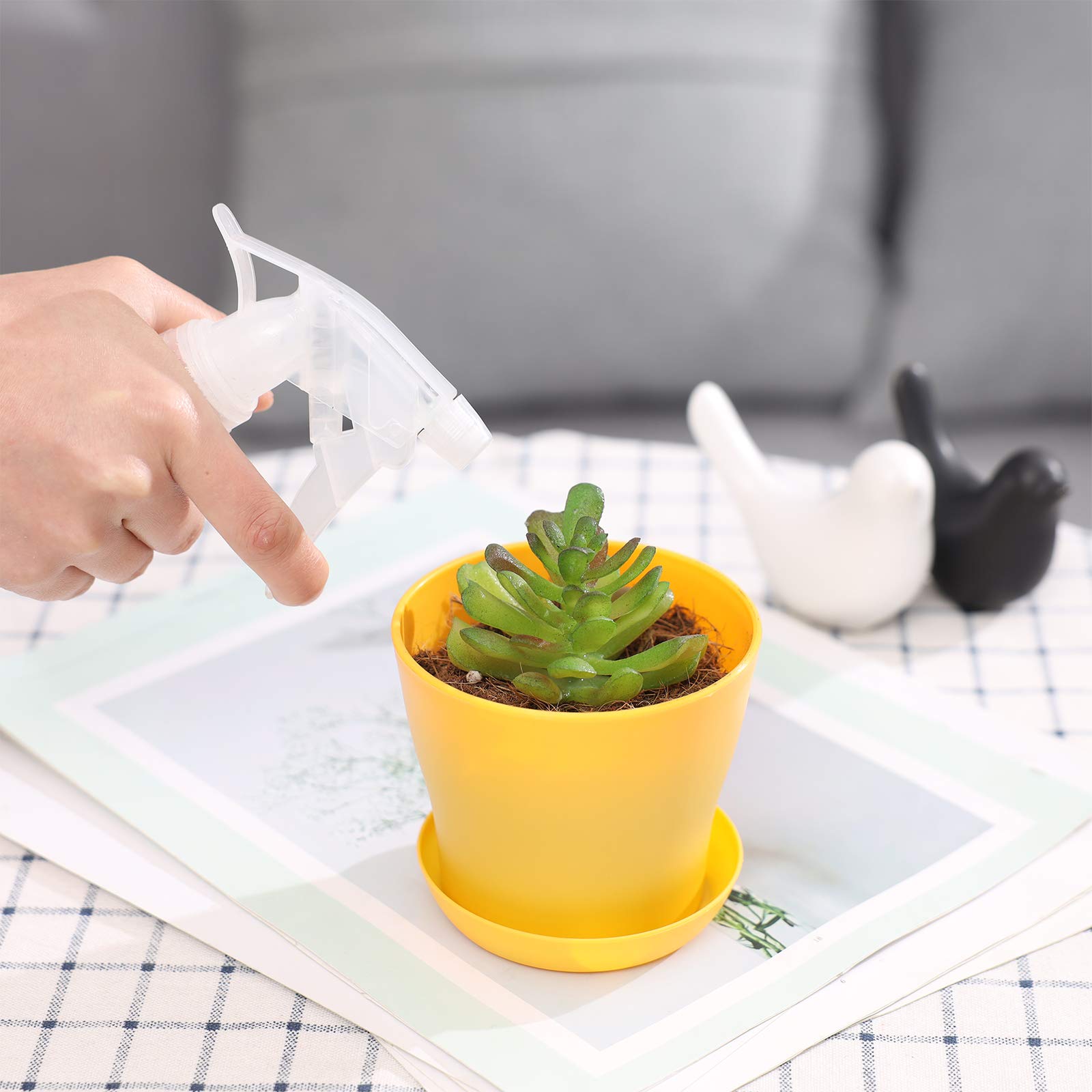 Packaging of JERIA 16-Pack plastic flower plant pots