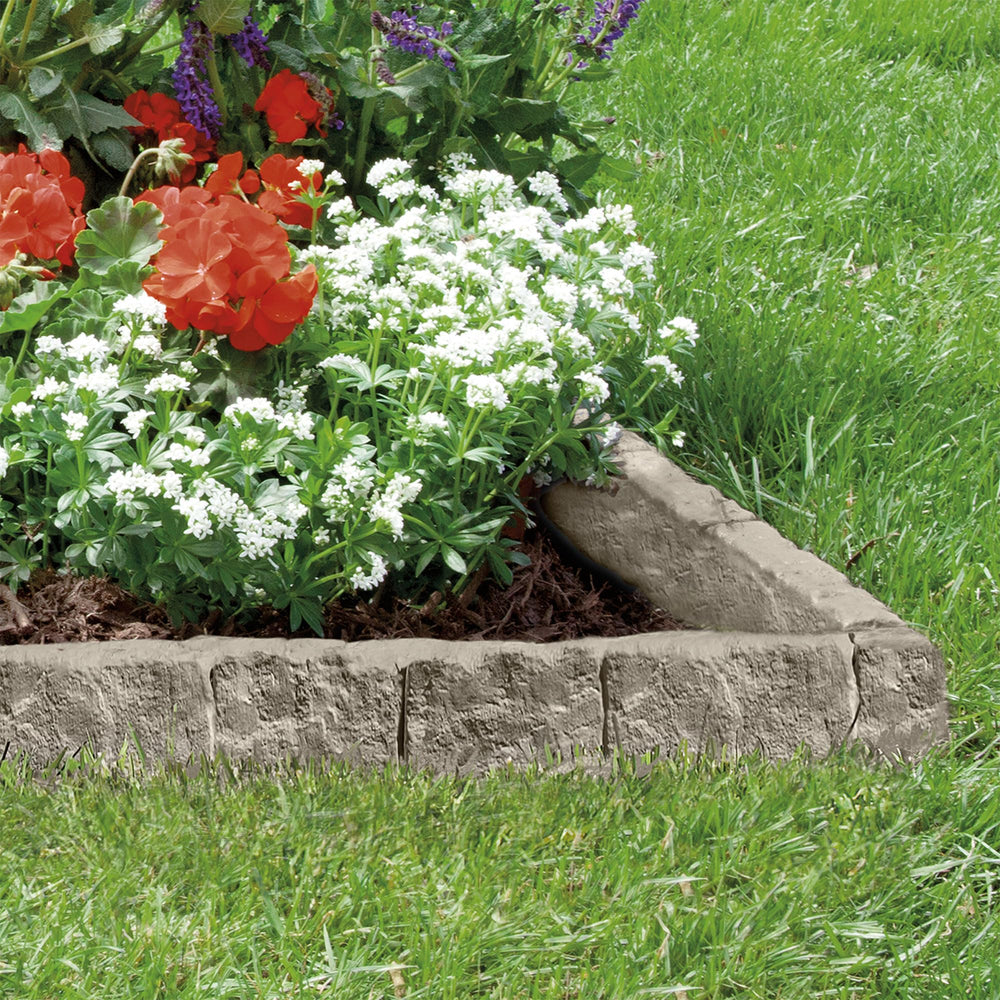 Packaging of Suncast Interlocking Border Edging