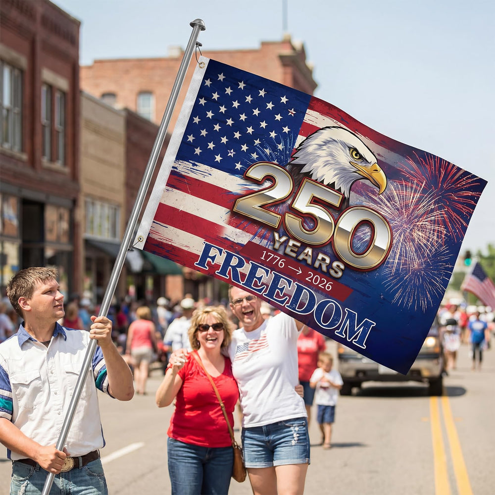 Packaging of the 250th Anniversary USA Flag