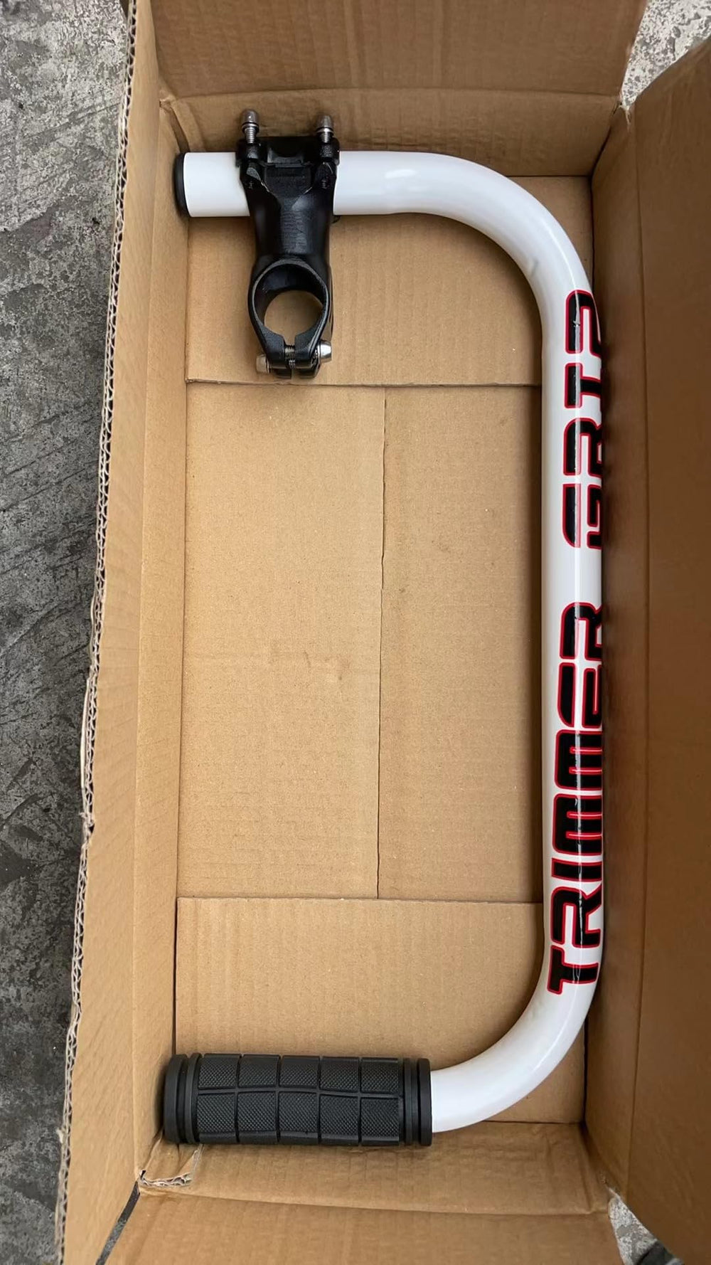 Packaging of the Generic Ergonomic String Trimmer Handle