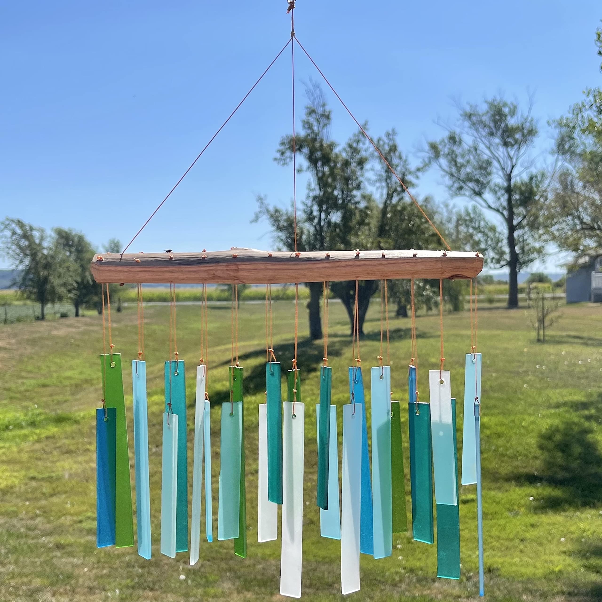 Packaging of the Gift Essentials Ocean Blue Wind Chime
