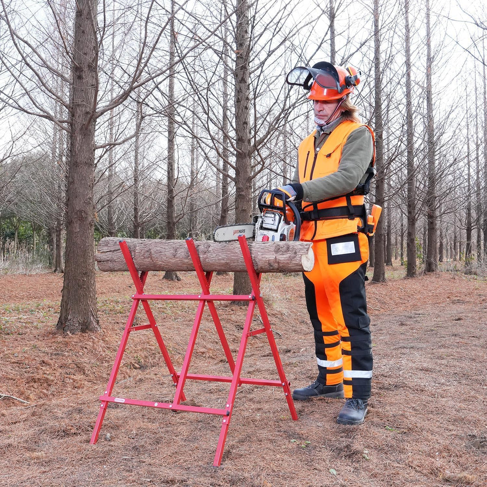 Packaging of YARDMARIS Chainsaw Chaps, details visible