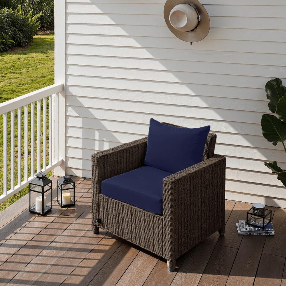 PatioGlow cushion with hidden zipper detail