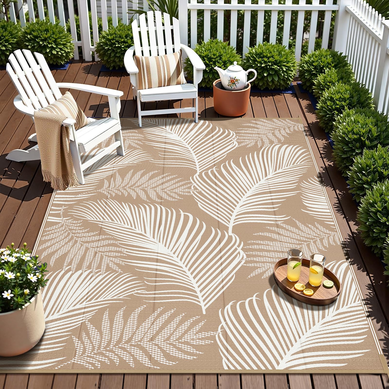 Pauwer Outdoor Rug 5x8 Leaf Brown clean and maintained