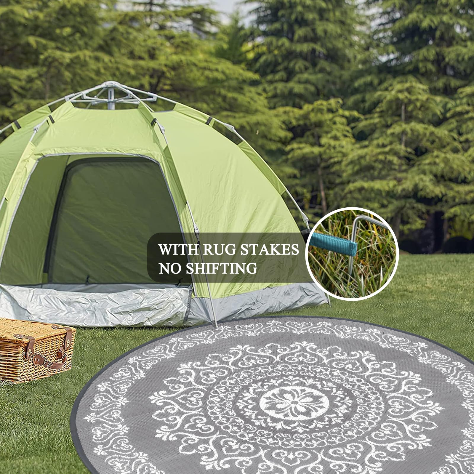 Pauwer Outdoor Rug on a patio with furniture