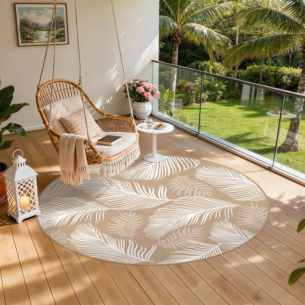 Pauwer Outdoor Rug with rug stakes for secure placement