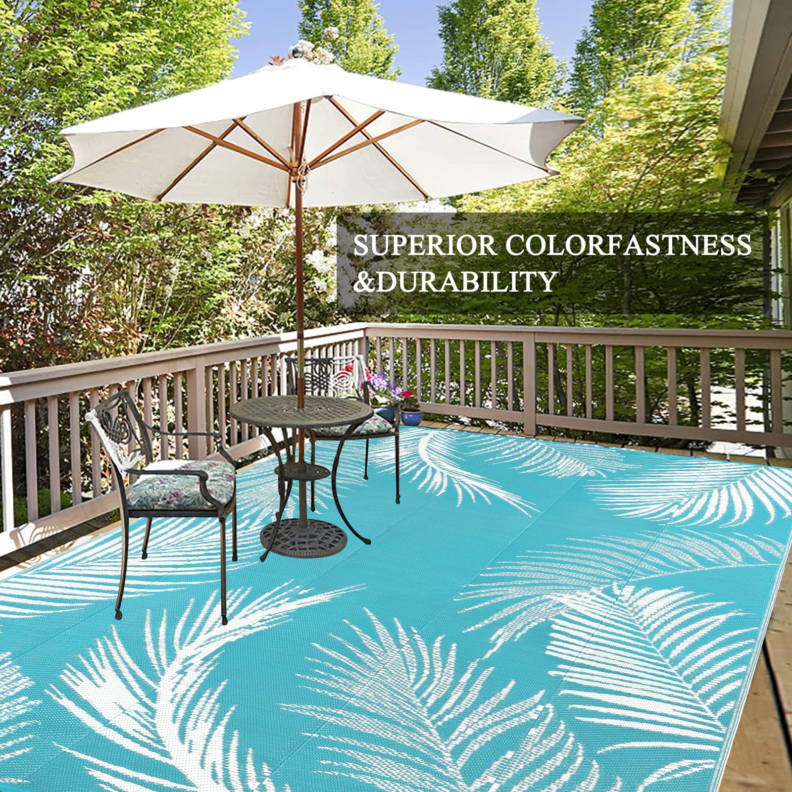 Pauwer Waterproof Outdoor Rug 6x9 Leaf Teal during a picnic
