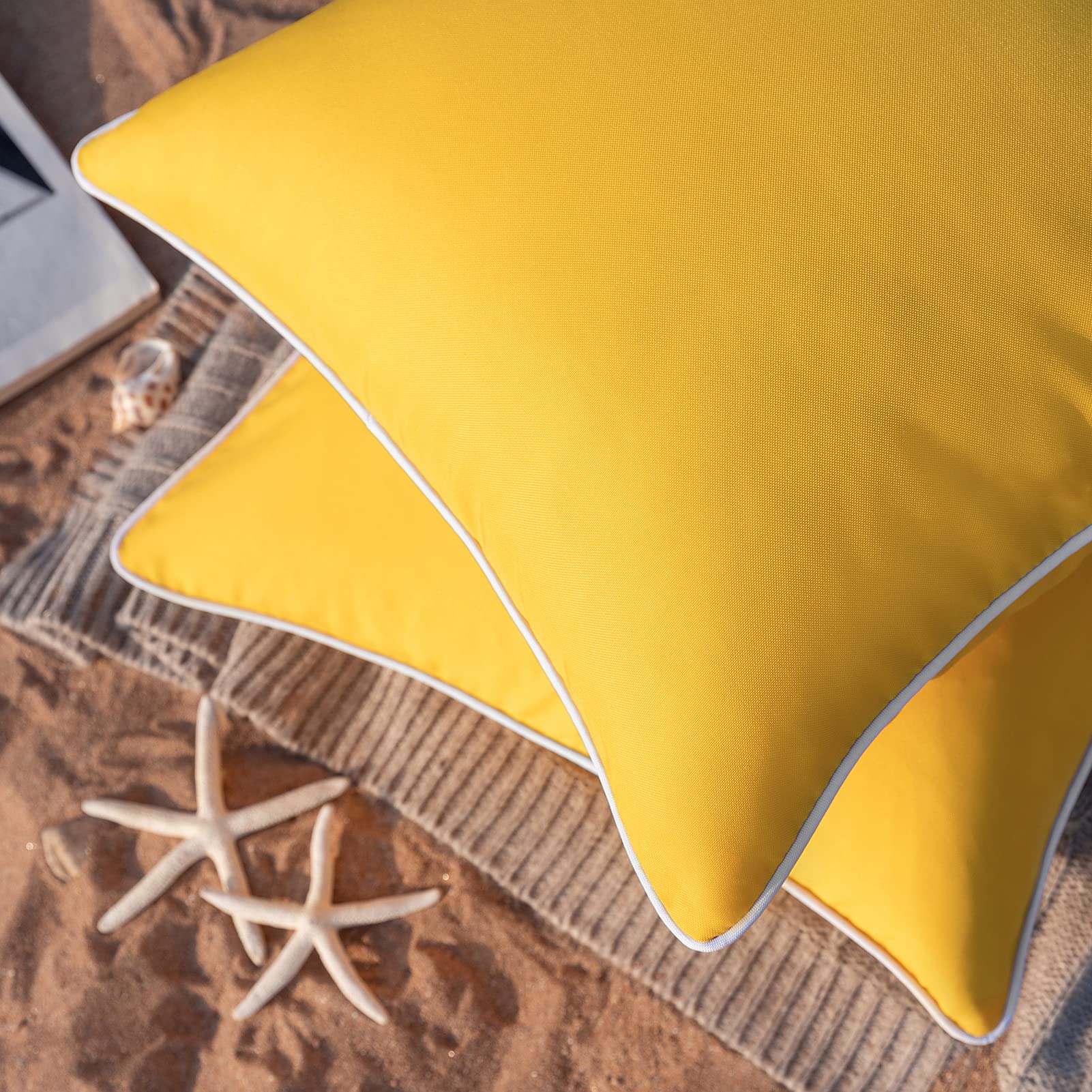 Phantoscope decorative pillow cover with hidden zipper