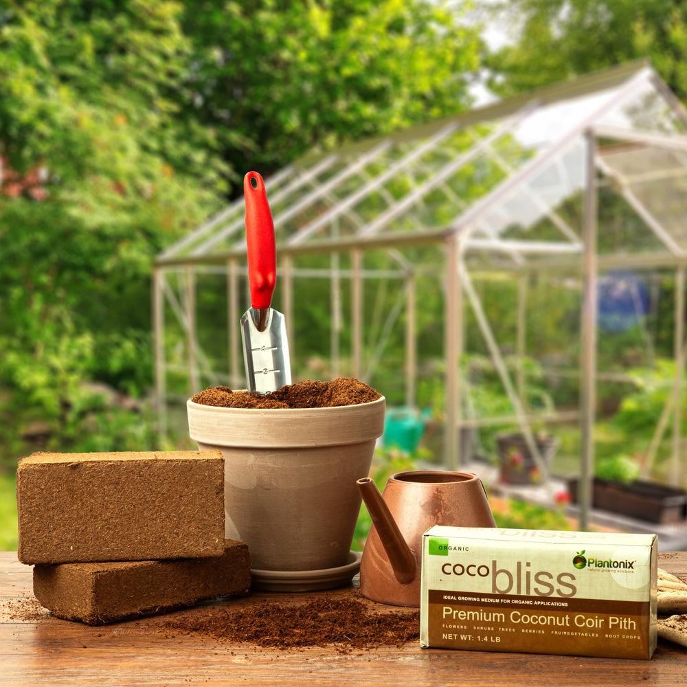 Plantonix Coco Coir used in a seed starter tray