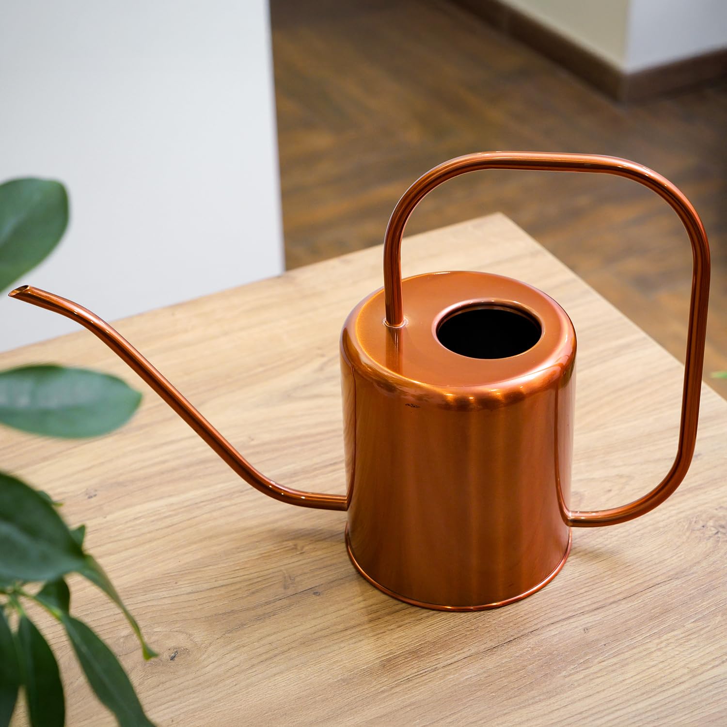 Plexon Rose Gold Watering Can detailed view of finish
