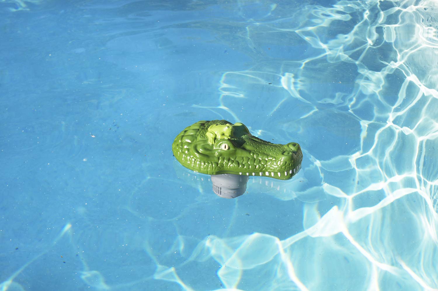 Poolmaster Alligator Chlorine Dispenser with adjustment ring