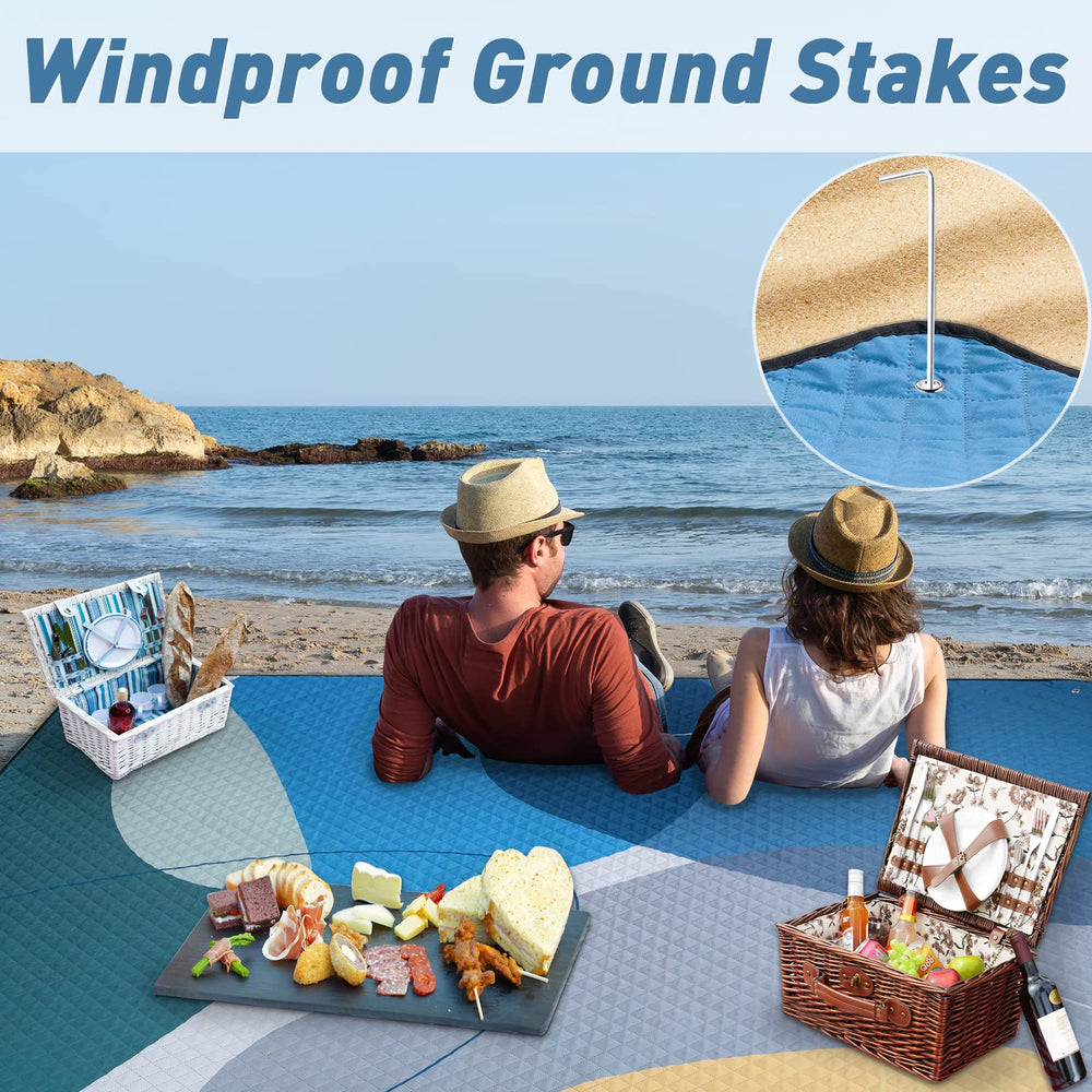 PY SUPER MODE picnic blanket with corner pockets filled with sand