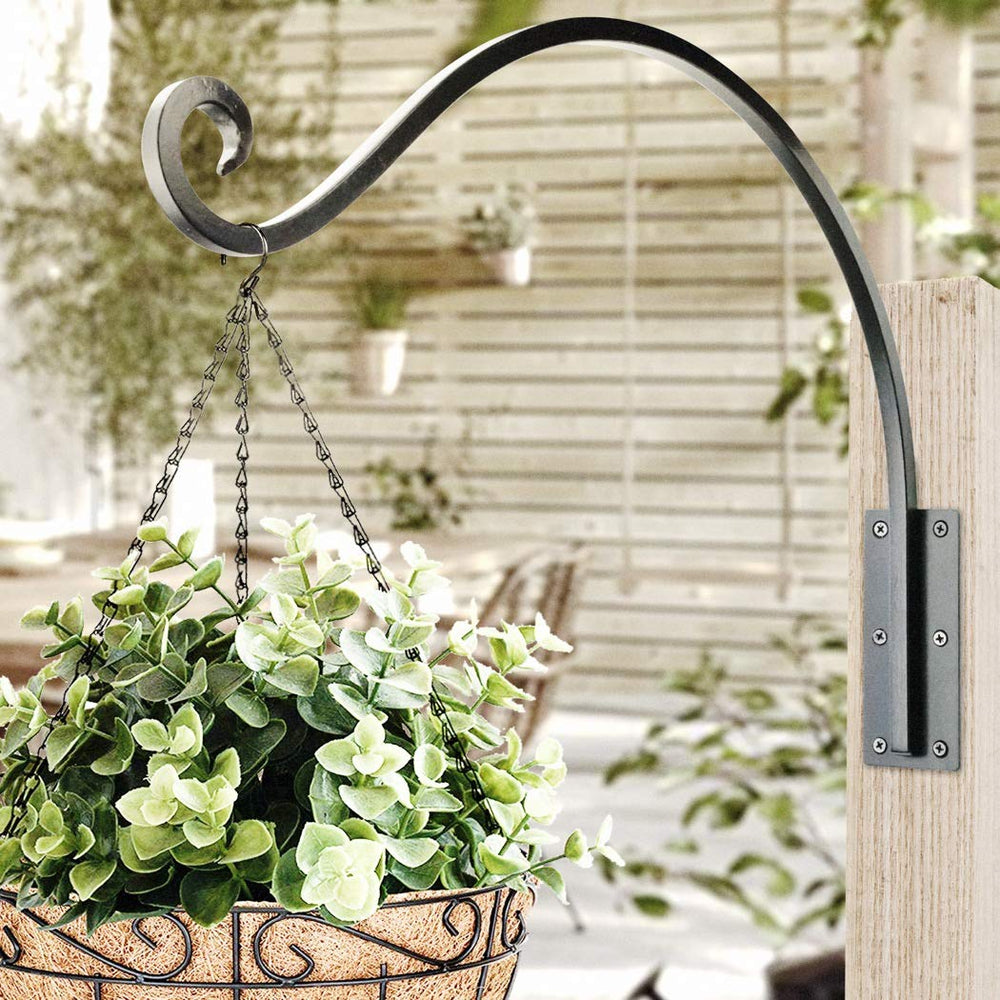 Qiang Ni 22-inch plant hanger with flower basket attached
