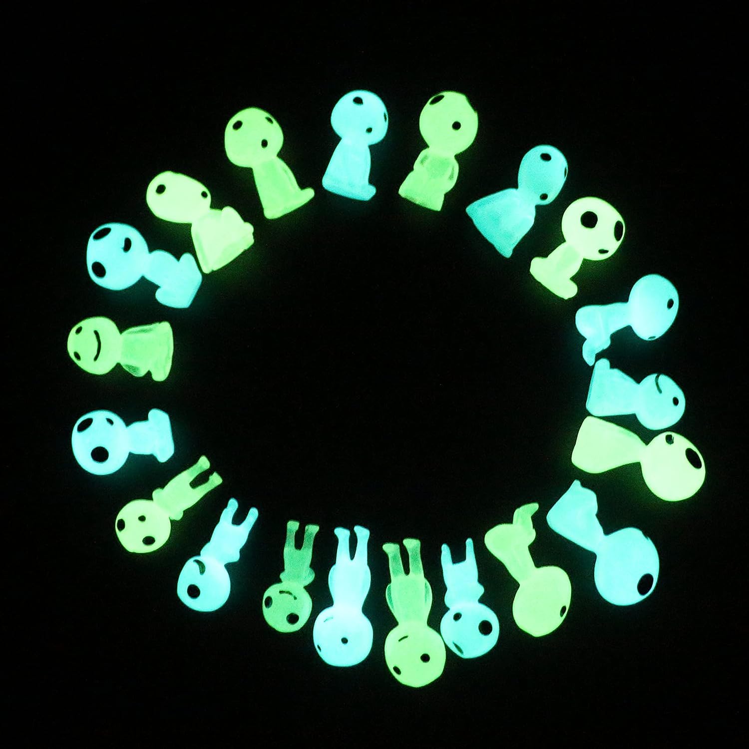 Qingo Miniature Luminous Ghost Tree Elves in a fairy garden