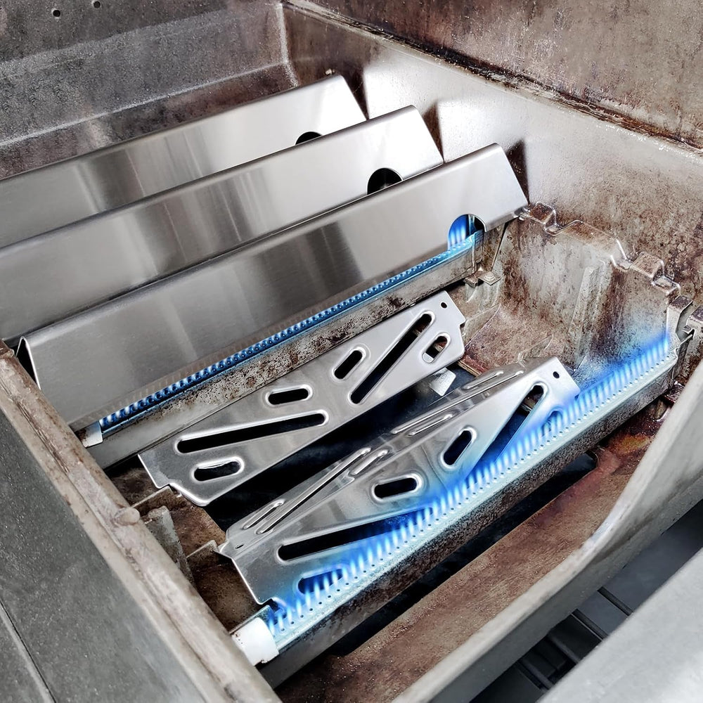 QuliMetal flavorizer bars and deflectors set on grill