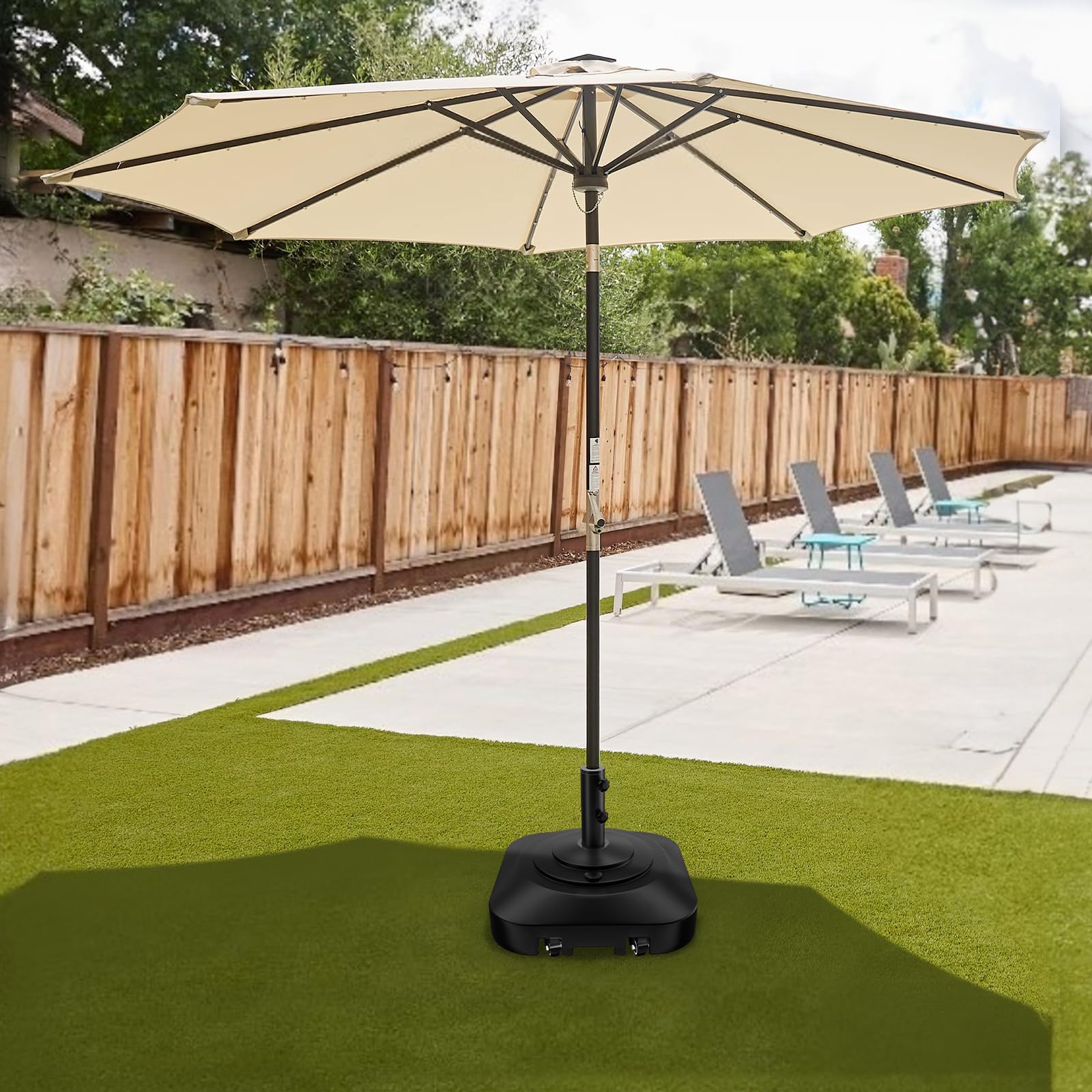 QZER Umbrella Base with umbrella installed