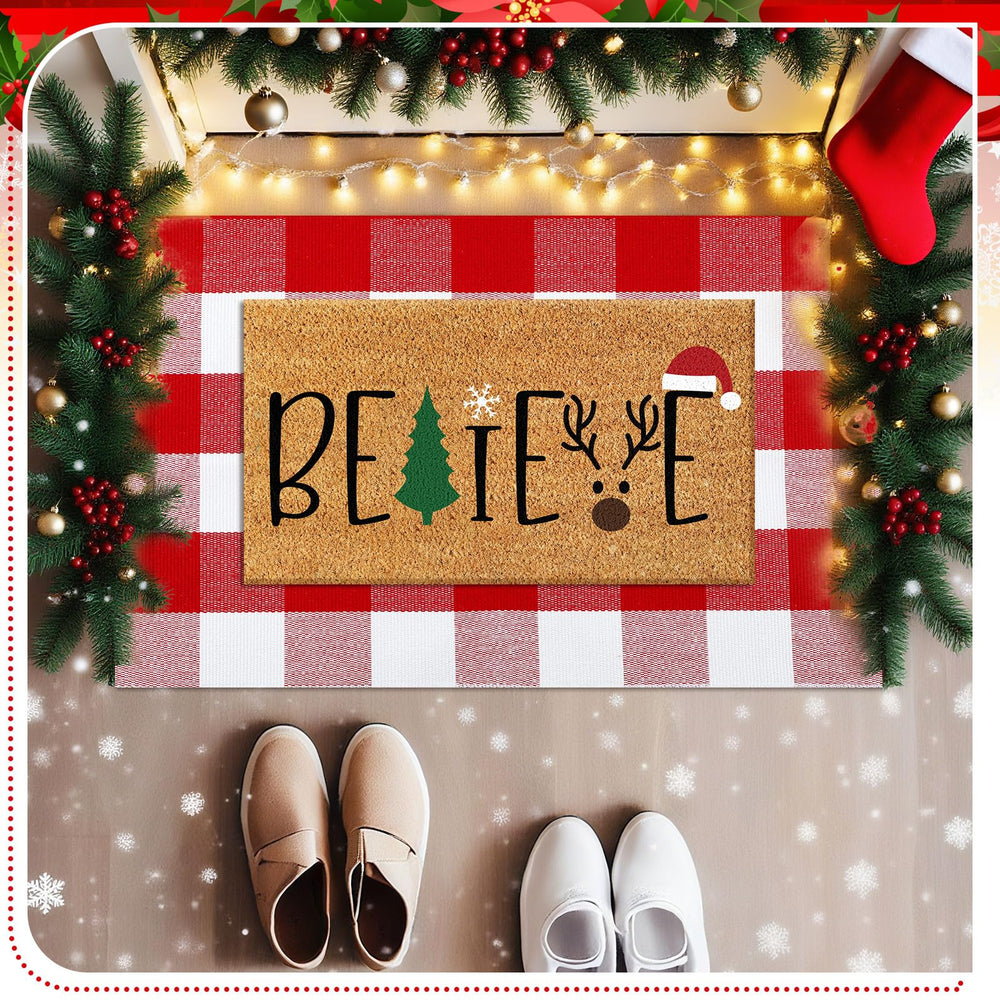 Red and white checkered rug from Duraaamo Christmas set
