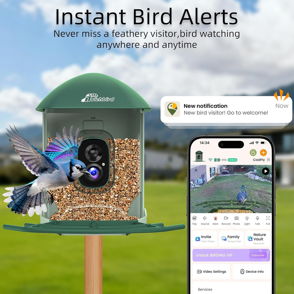RichBird Smart Bird Feeder solar panel close-up