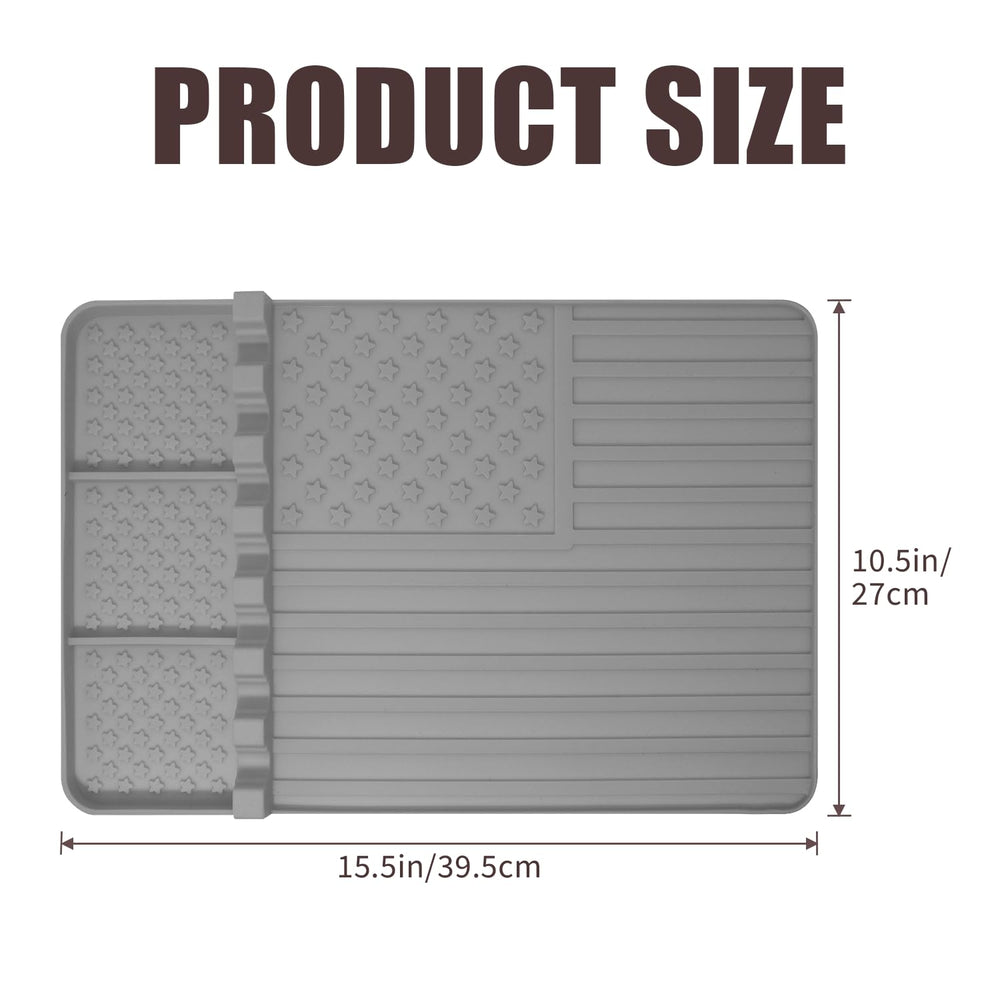 Rodnsurw Silicone Grill Mat with BBQ tools, lifestyle scene
