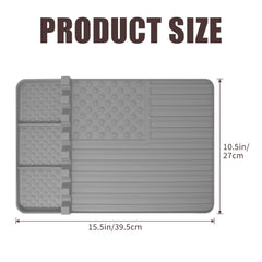 Rodnsurw Silicone Grill Mat with BBQ tools, lifestyle scene