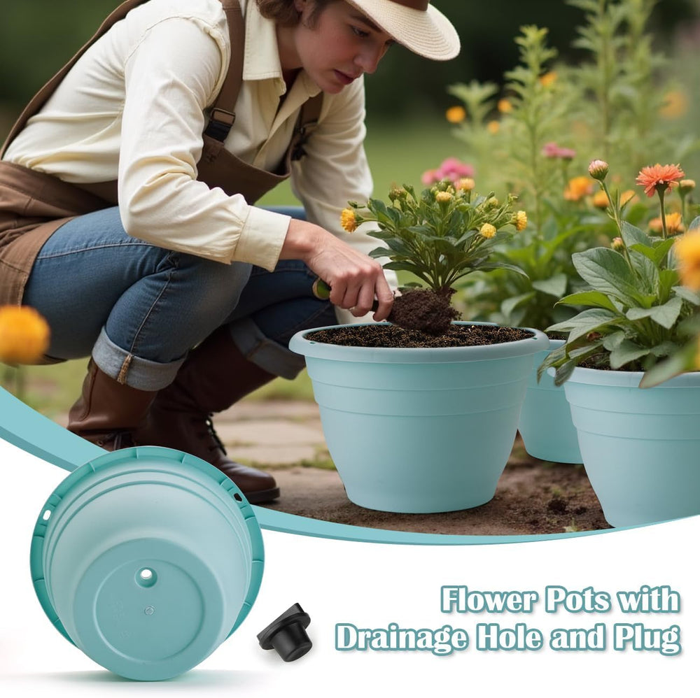 RooTrimmer plant pot with drainage hole and plug
