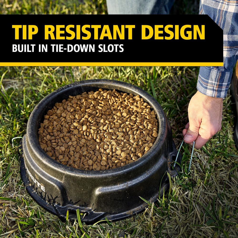 Rubbermaid Brute Animal Feeder top view