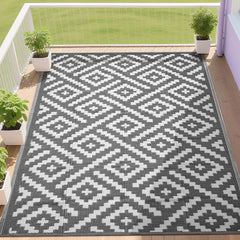 RURALITY Outdoor Rug 9x12 feet grey and white front view
