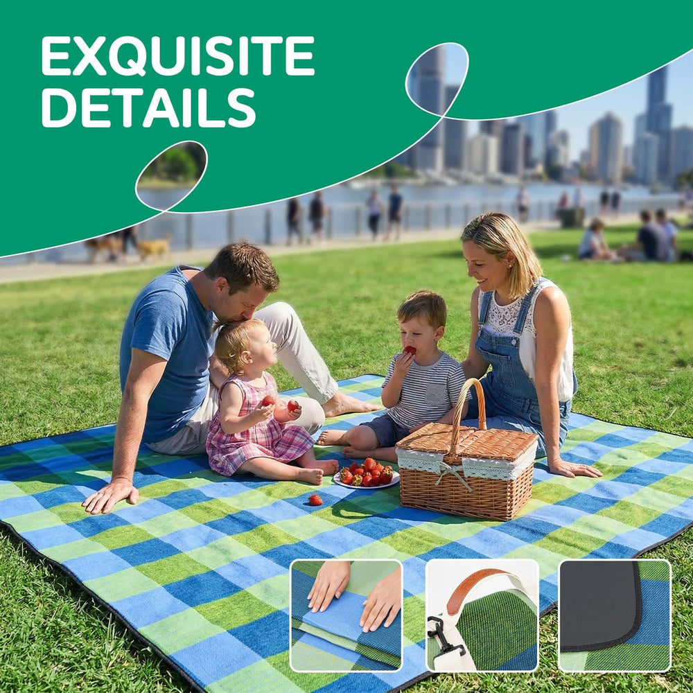 RYCHIC picnic blanket close-up of material