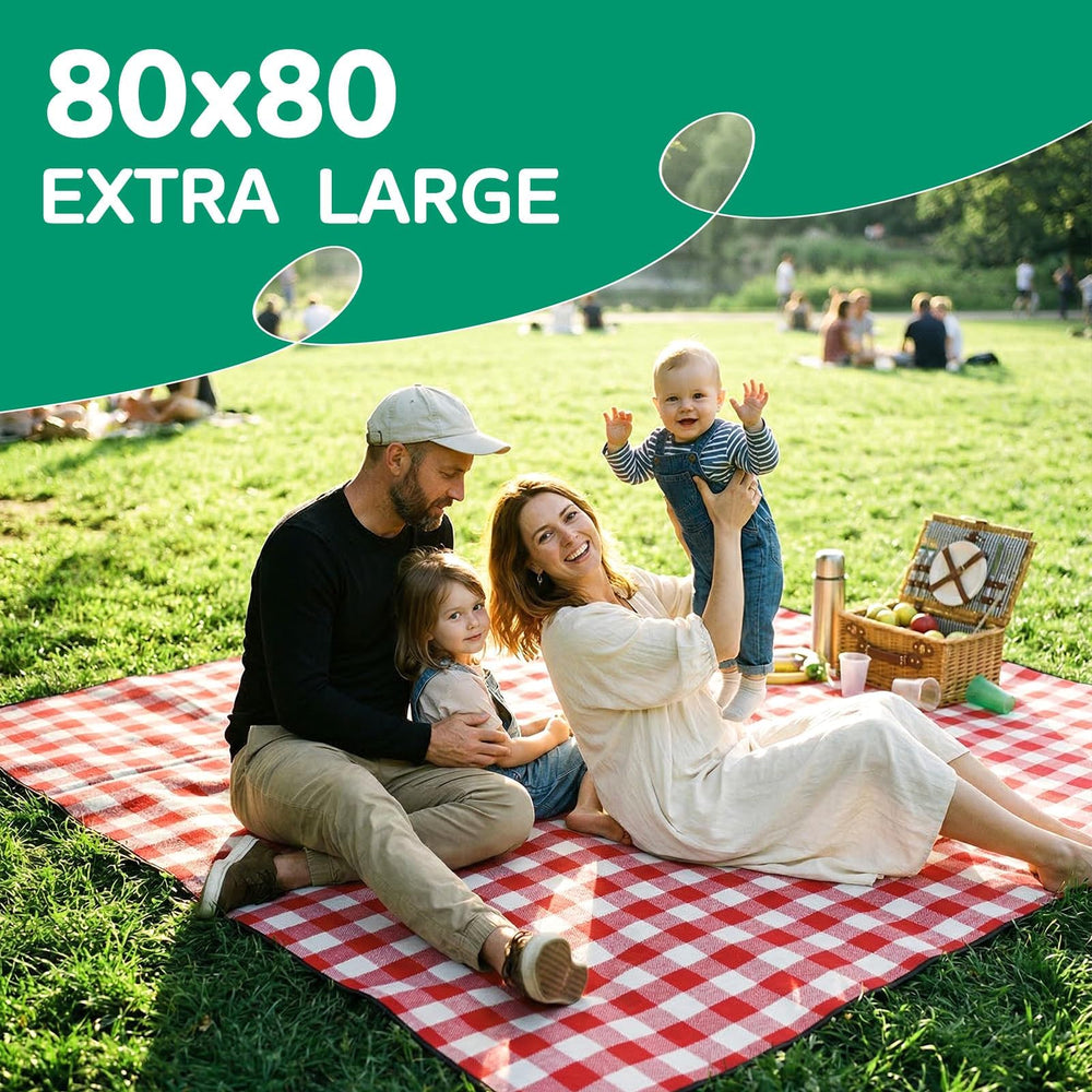 RYCHIC picnic blanket folded view with straps