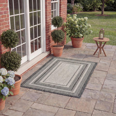 SAFAVIEH Courtyard Outdoor Accent Rug 2'3"x4' light grey front view