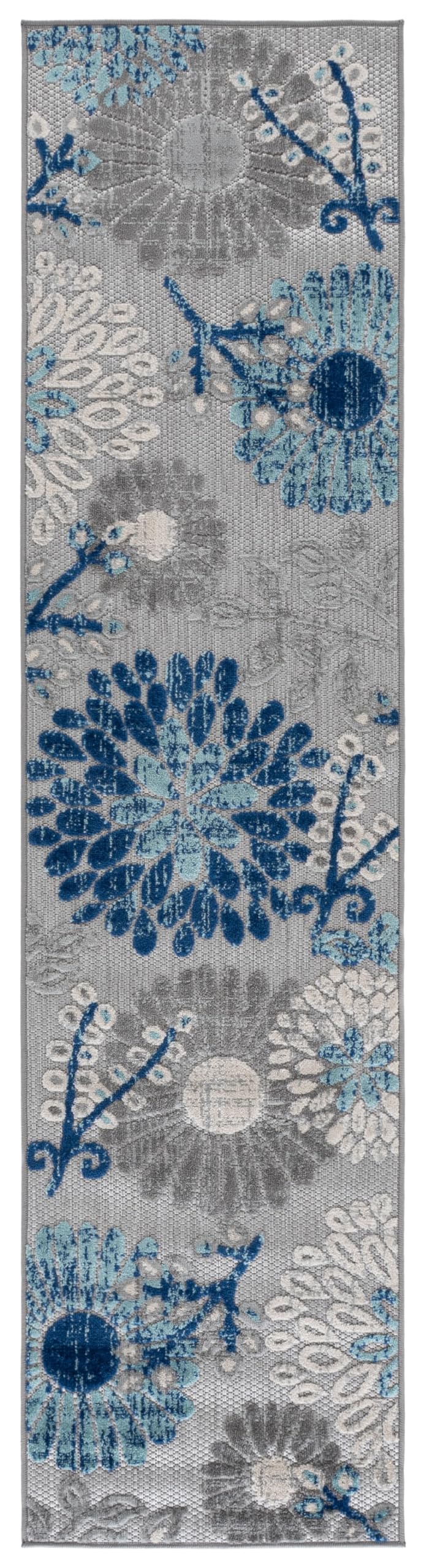 SAFAVIEH outdoor rug placed on patio