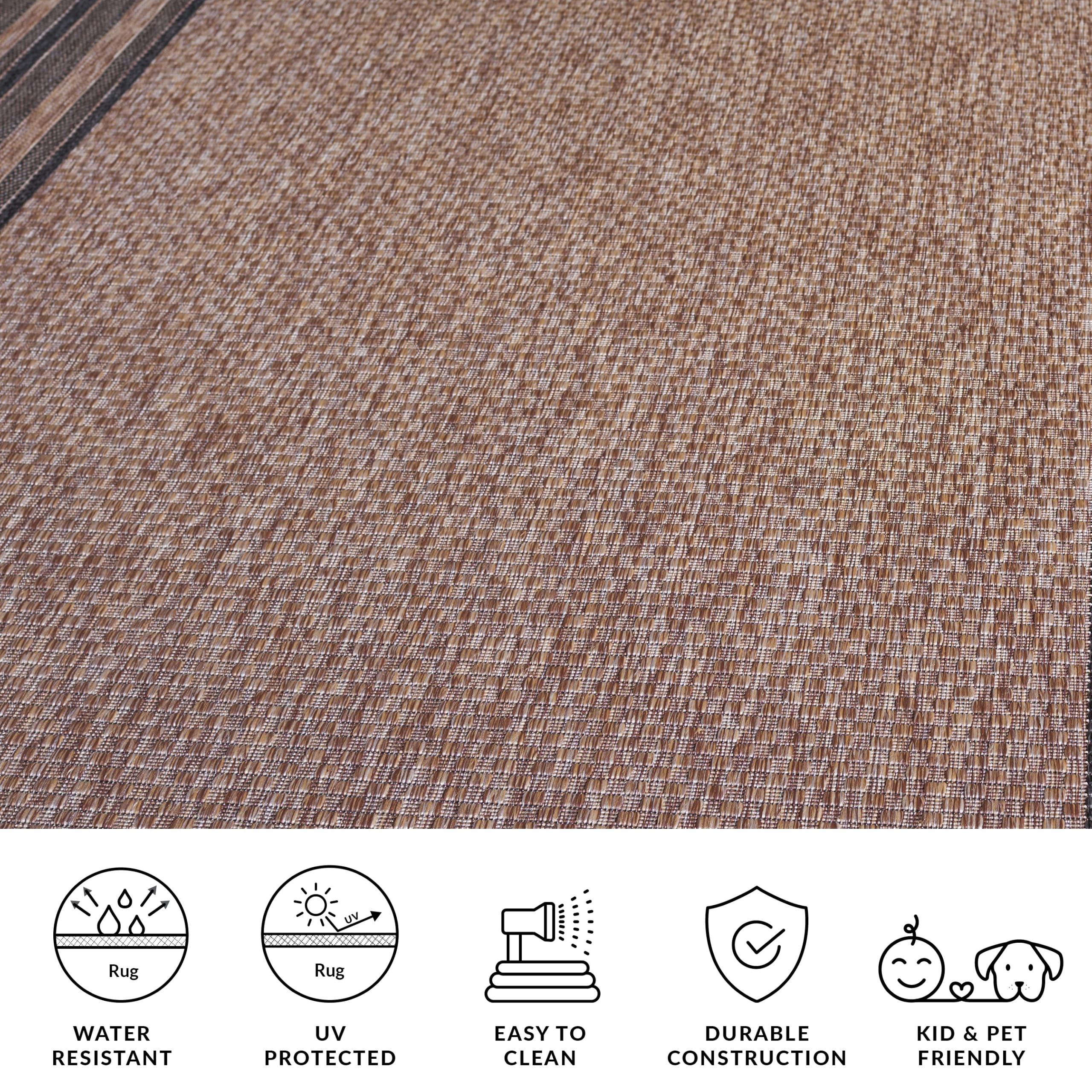 SAFAVIEH rug dimensions displayed with measuring tape